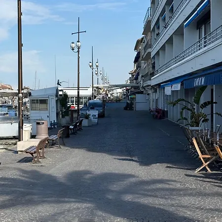 Apartmán Cap Parenthese By L'avenue - T2 Familial - Proche Plage, Seaquarium - 2e Etage - Parking Prive Le Grau-du-Roi